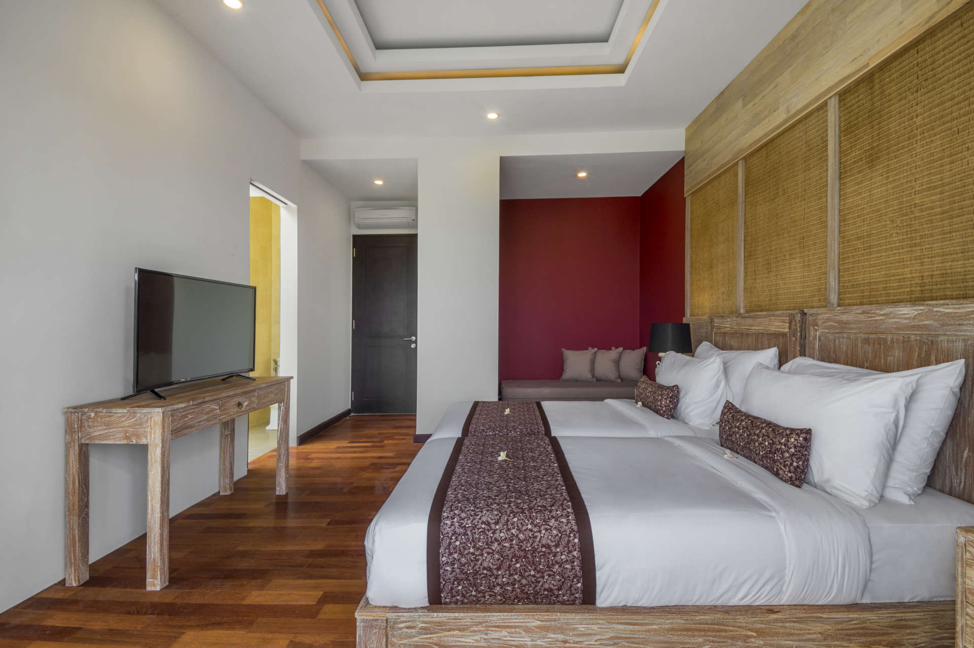 Umalas'ta Mükemmel Bir Konumda Güzel 5 Yıldızlı Tatil Villası, Tarihlerinizi Garantilemek İçin Erken Rezervasyon Yapın, Villa Bali 2076