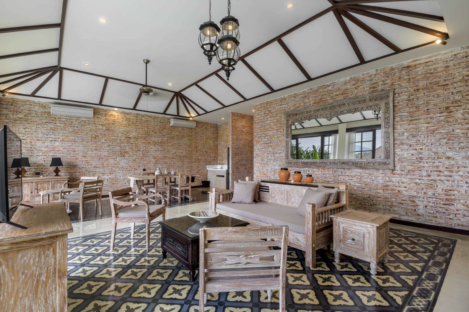 Umalas'ta Mükemmel Bir Konumda Güzel 5 Yıldızlı Tatil Villası, Tarihlerinizi Garantilemek İçin Erken Rezervasyon Yapın, Villa Bali 2076