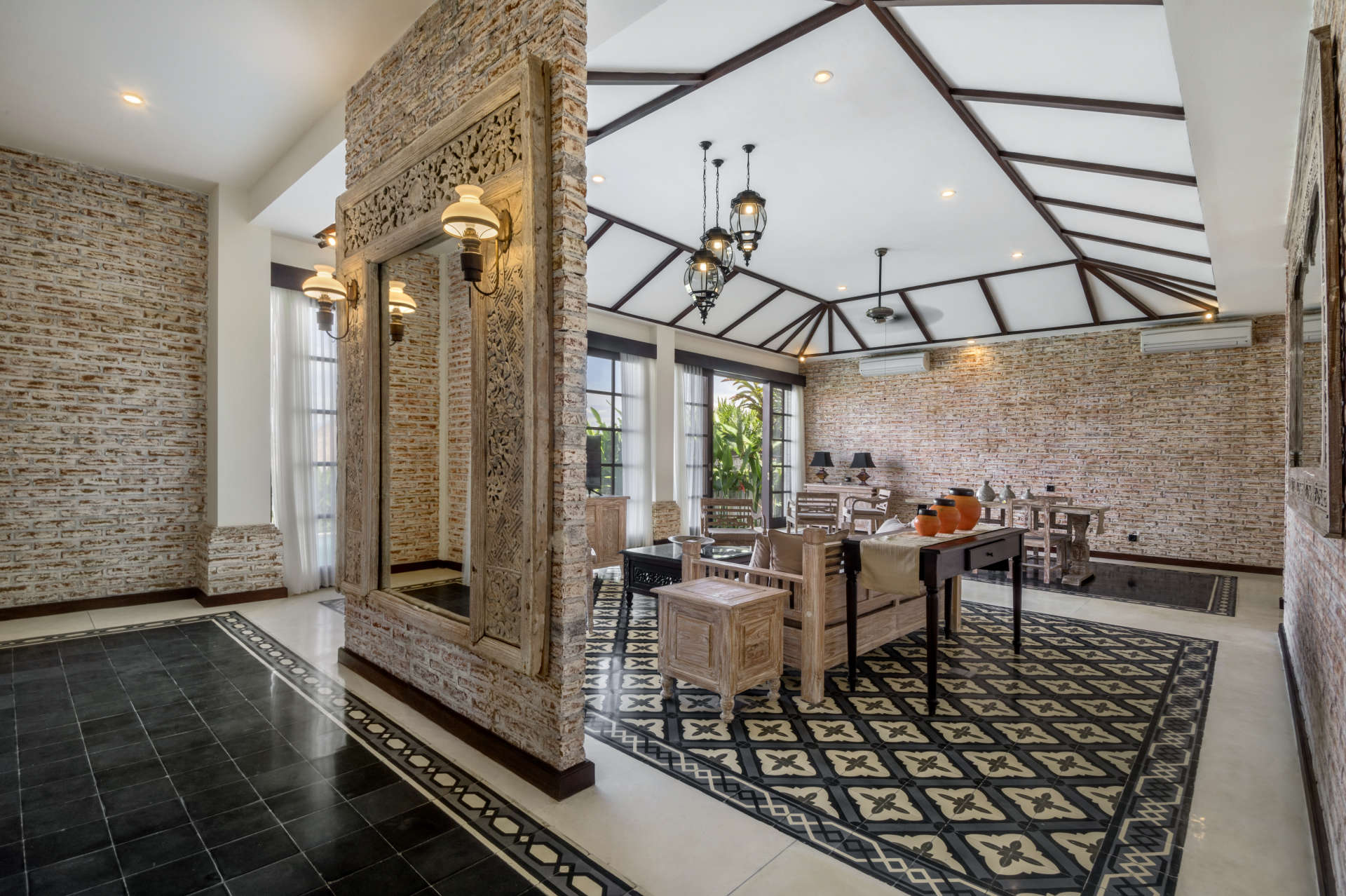 Umalas'ta Mükemmel Bir Konumda Güzel 5 Yıldızlı Tatil Villası, Tarihlerinizi Garantilemek İçin Erken Rezervasyon Yapın, Villa Bali 2076