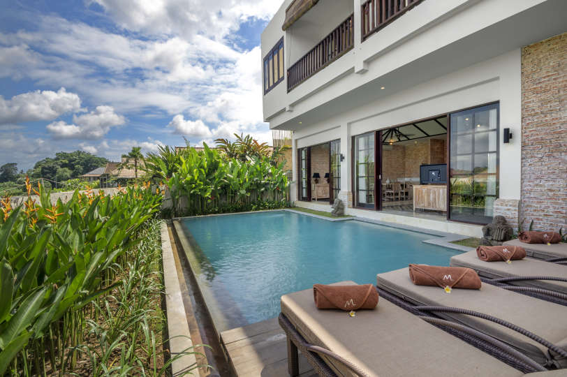 Umalas'ta Mükemmel Bir Konumda Güzel 5 Yıldızlı Tatil Villası, Tarihlerinizi Garantilemek İçin Erken Rezervasyon Yapın, Villa Bali 2076