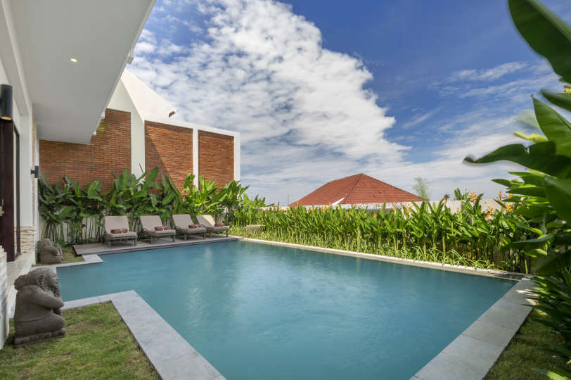 Umalas'ta Mükemmel Bir Konumda Güzel 5 Yıldızlı Tatil Villası, Tarihlerinizi Garantilemek İçin Erken Rezervasyon Yapın, Villa Bali 2076
