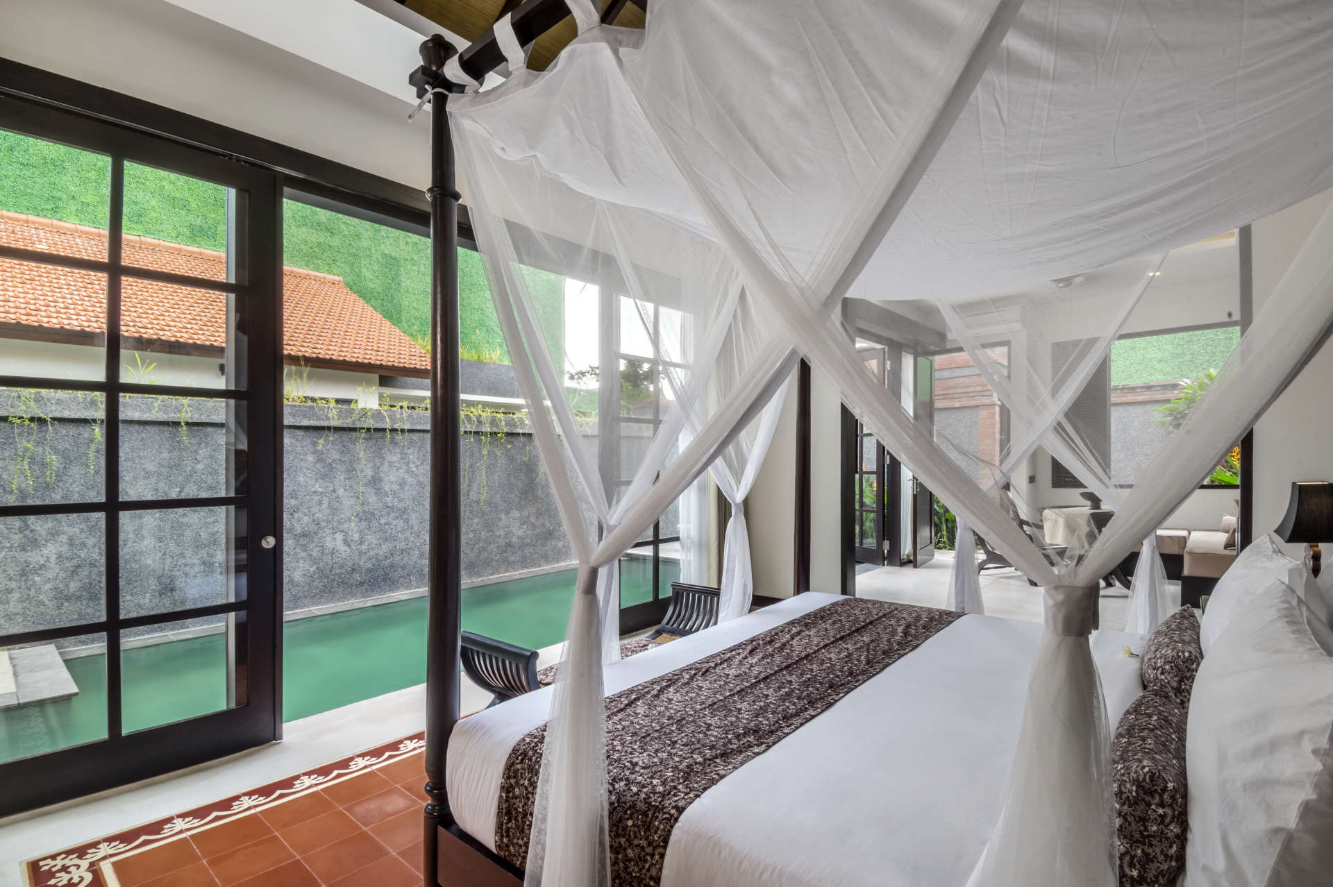 Umalas'ta Özel Havuzlu ve Tam Kadrolu Özel Tatil Villanızı Kiralamak İçin Eksiksiz Kılavuz, Villa Bali 2079