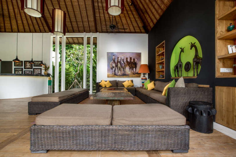 Seminyak'ta Özel Havuzlu Bu Lüks 12 Yatak Odalı Tatil Villasına Bayılacaksınız, Villa Bali 2081