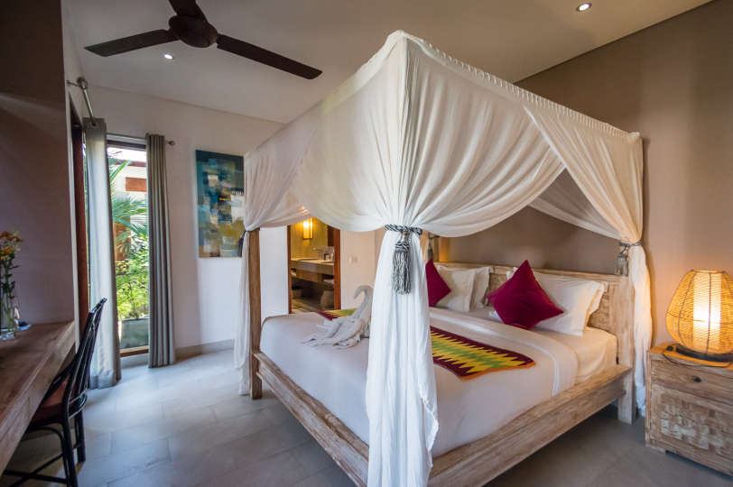 Seminyak'ta Özel Havuzlu Bu Lüks 12 Yatak Odalı Tatil Villasına Bayılacaksınız, Villa Bali 2081