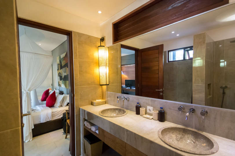 Seminyak'ta Özel Havuzlu Bu Lüks 12 Yatak Odalı Tatil Villasına Bayılacaksınız, Villa Bali 2081