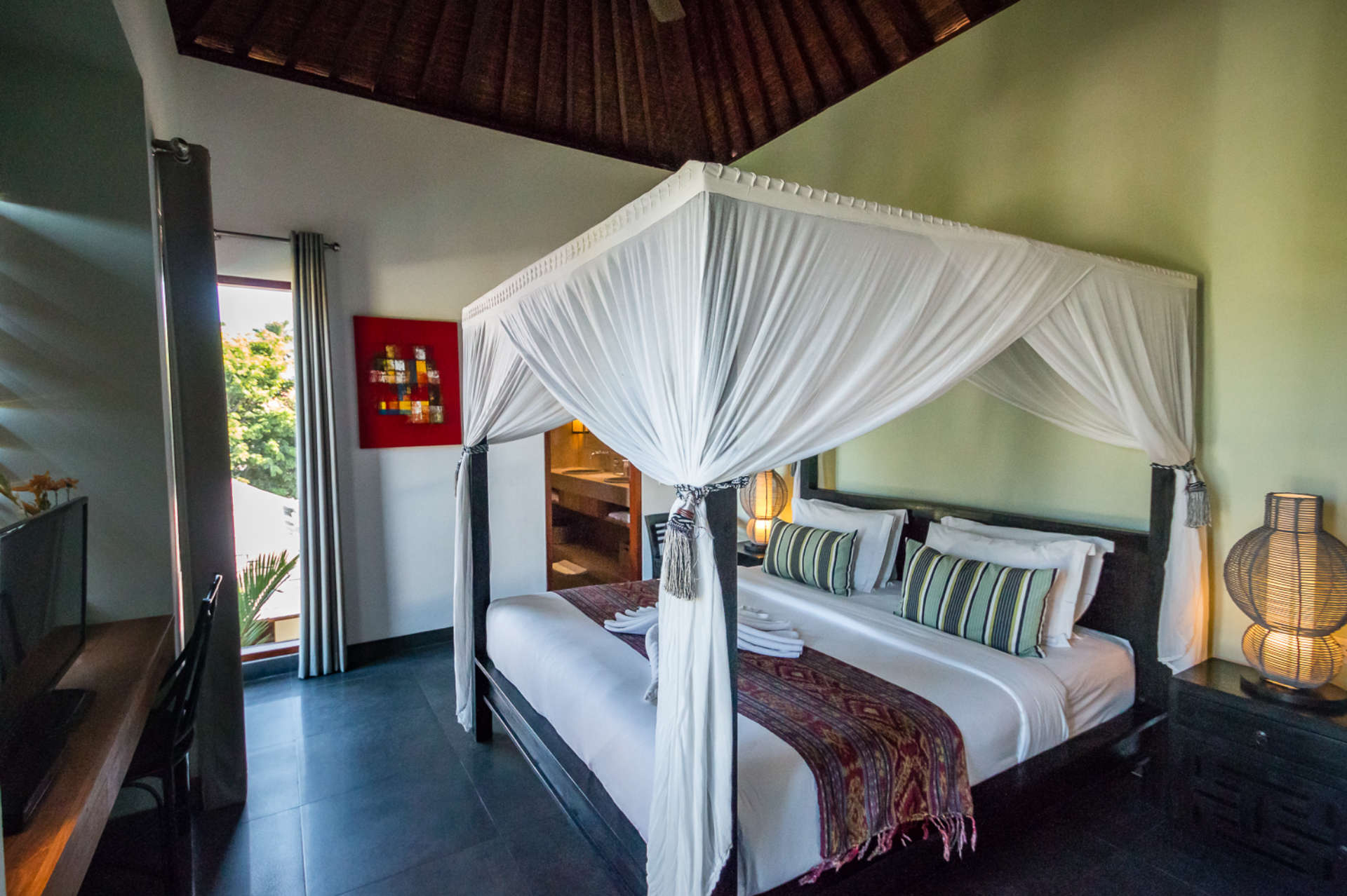 Seminyak'ta Özel Havuzlu Bu Lüks 12 Yatak Odalı Tatil Villasına Bayılacaksınız, Villa Bali 2081