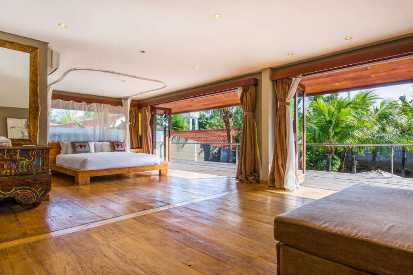 Bali'de Sahile Yakın Lüks Villa Kiralama, Bali Villa 2086