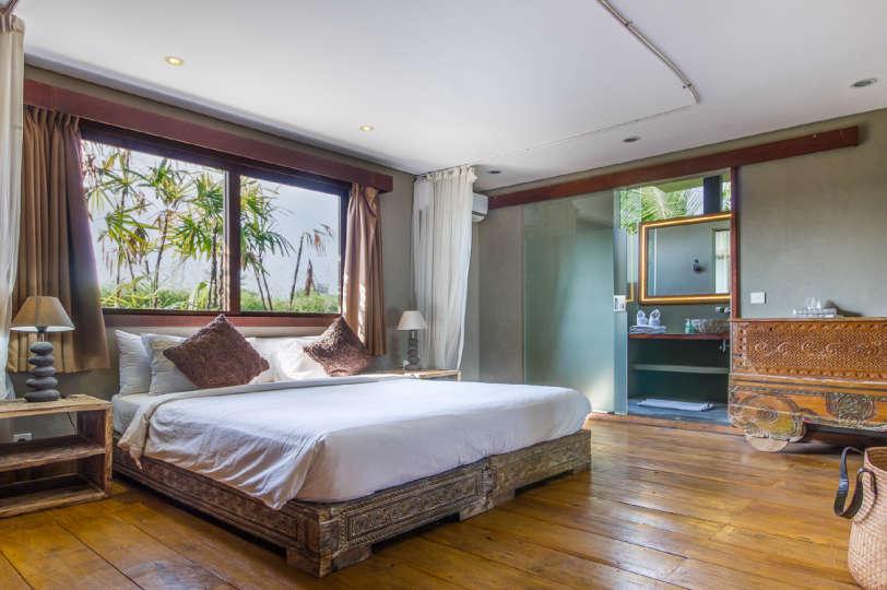 Bali'de Sahile Yakın Lüks Villa Kiralama, Bali Villa 2086