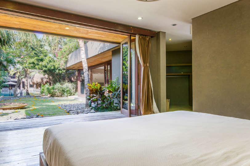 Bali'de Sahile Yakın Lüks Villa Kiralama, Bali Villa 2086