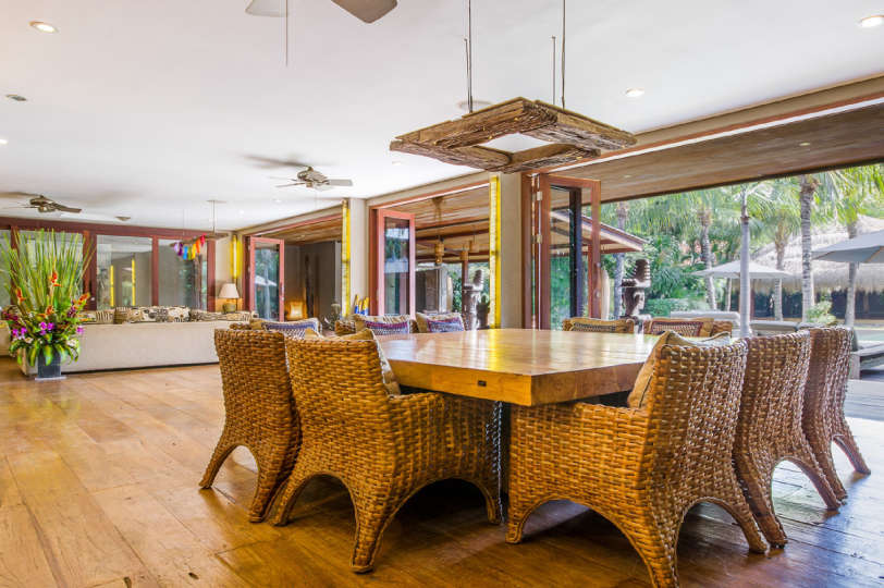 Bali'de Sahile Yakın Lüks Villa Kiralama, Bali Villa 2086