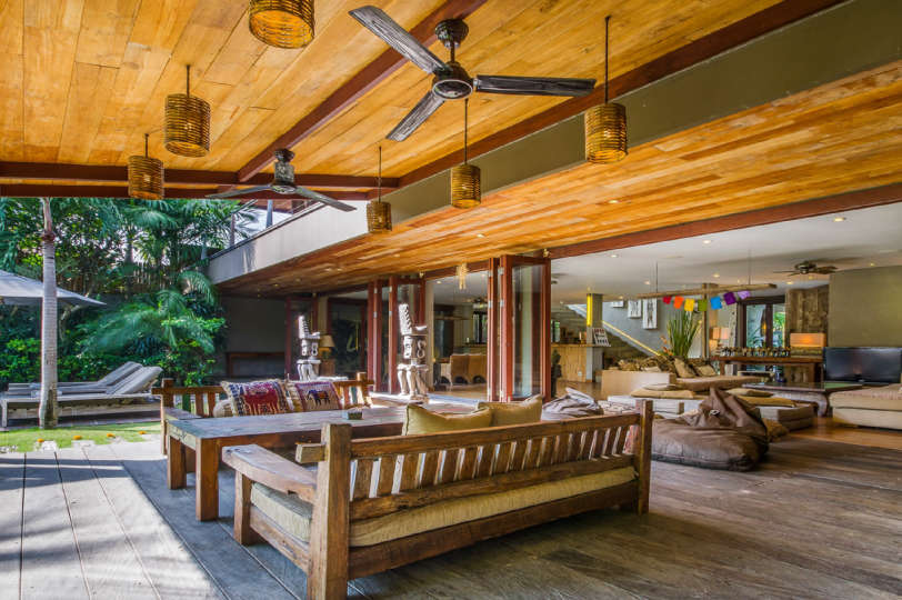 Bali'de Sahile Yakın Lüks Villa Kiralama, Bali Villa 2086