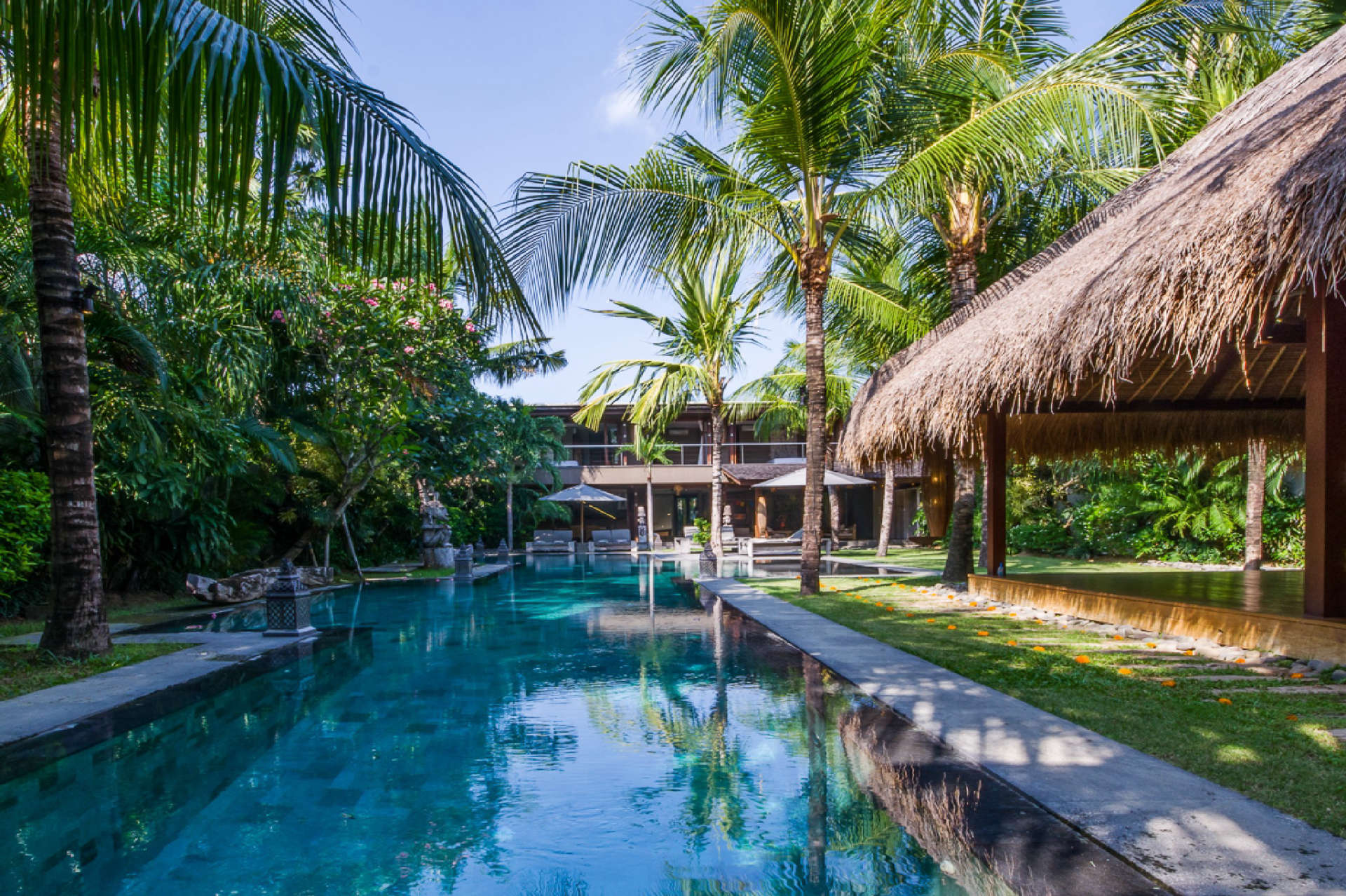 Bali'de Sahile Yakın Lüks Villa Kiralama, Bali Villa 2086