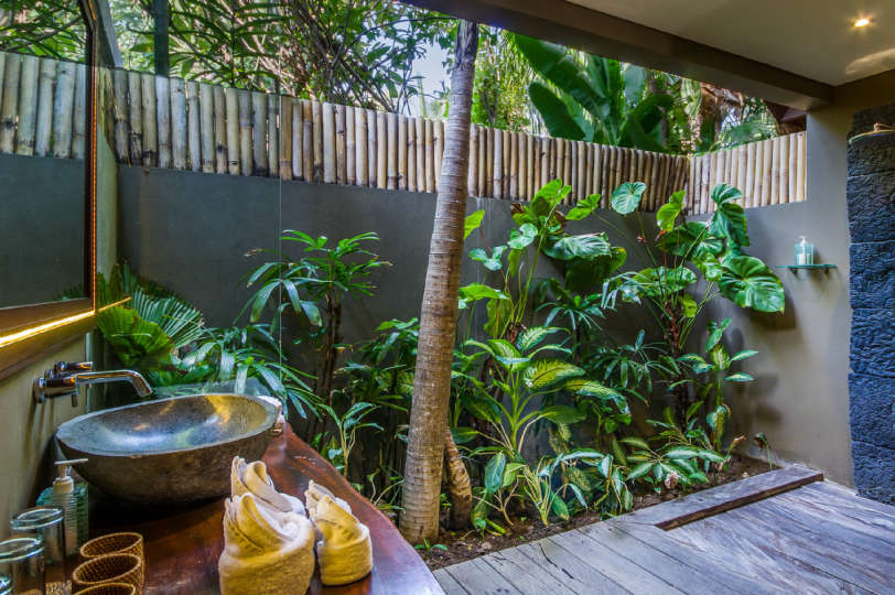 Bali'de Sahile Yakın Lüks Villa Kiralama, Bali Villa 2086