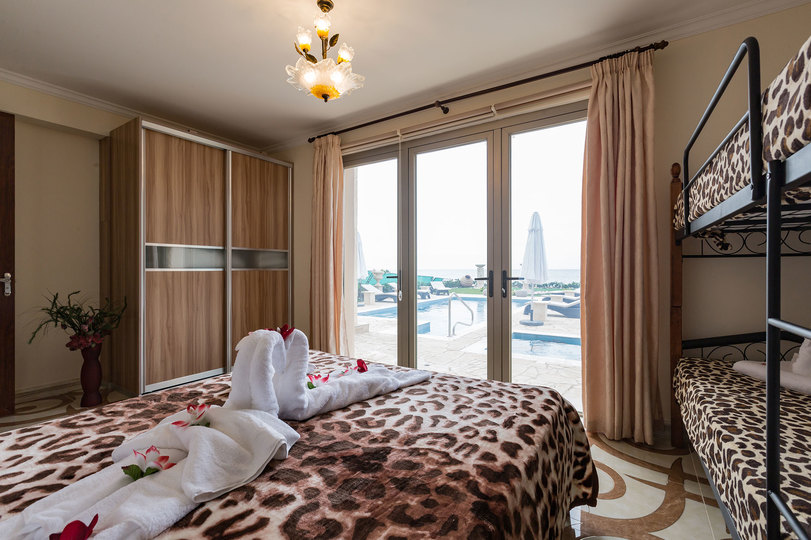 Sahilde Kendi 5 Yıldızlı Özel Kıbrıs Villanızı Kiraladığınızı Hayal Edin, Baf Villa 1411