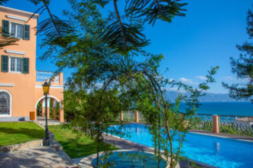 Özel Havuzlu ve Nefes Kesen Manzaralı Exclusive Villa, Corfu Villa 1000