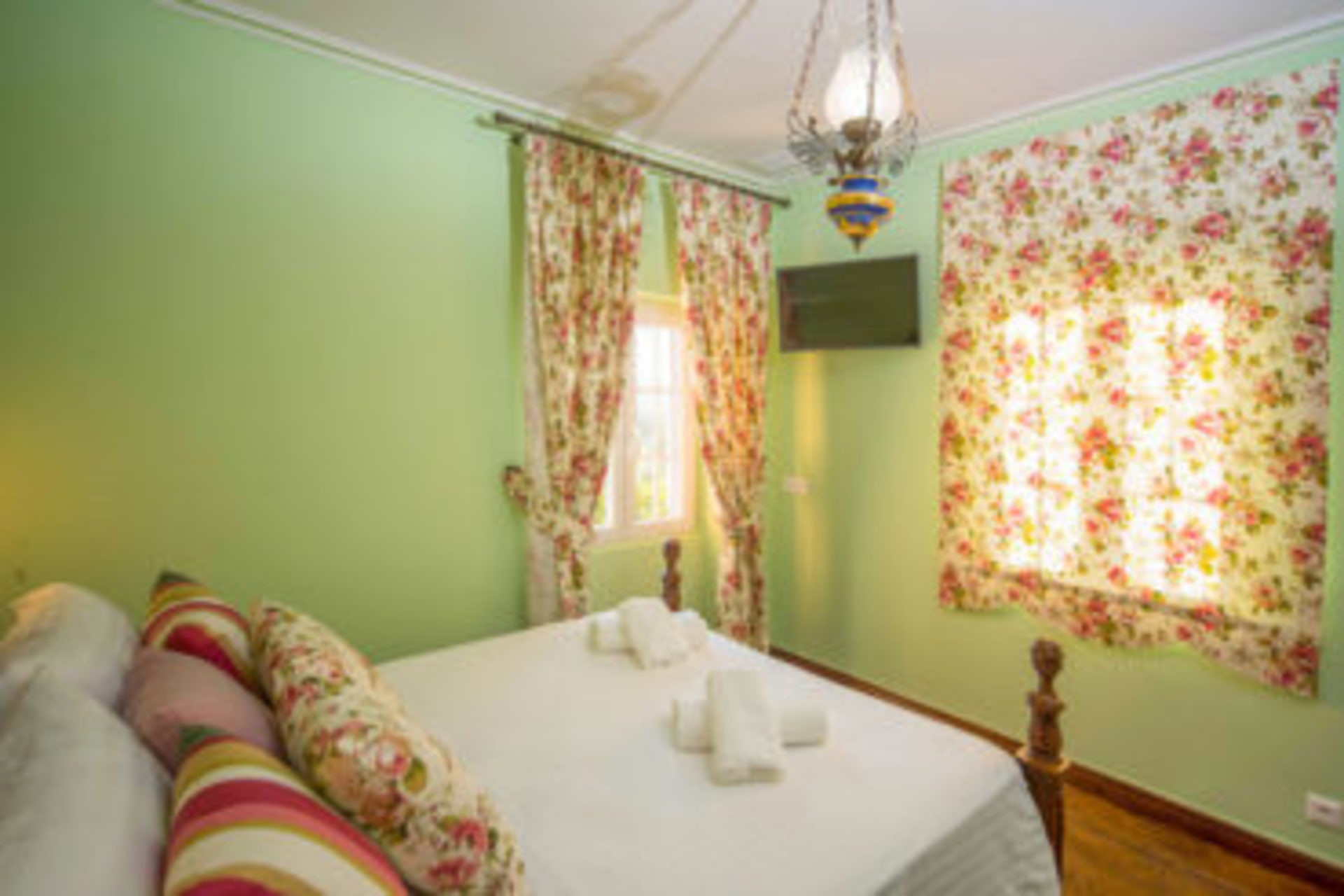 Özel Havuzlu ve Nefes Kesen Manzaralı Exclusive Villa, Corfu Villa 1000