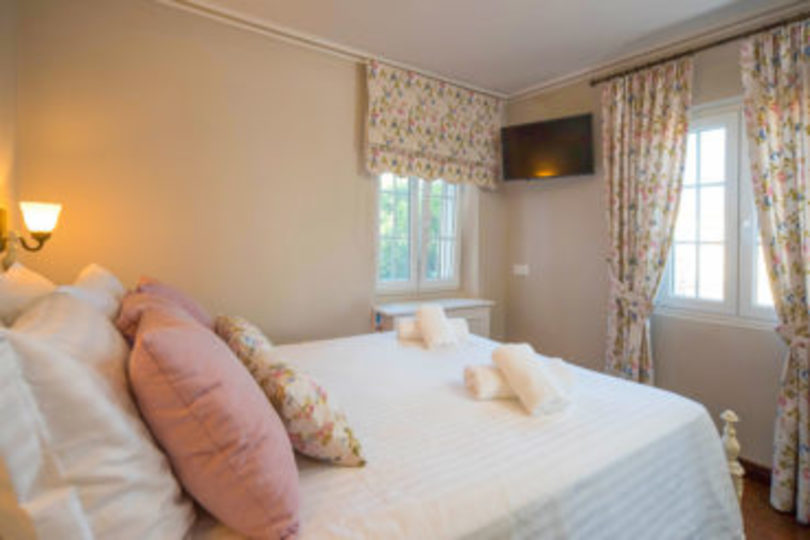 Özel Havuzlu ve Nefes Kesen Manzaralı Exclusive Villa, Corfu Villa 1000