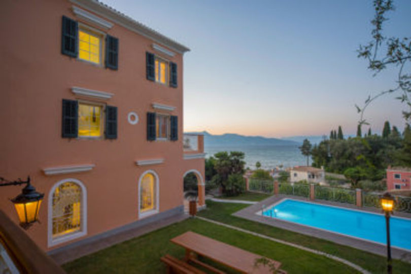 Özel Havuzlu ve Nefes Kesen Manzaralı Exclusive Villa, Corfu Villa 1000