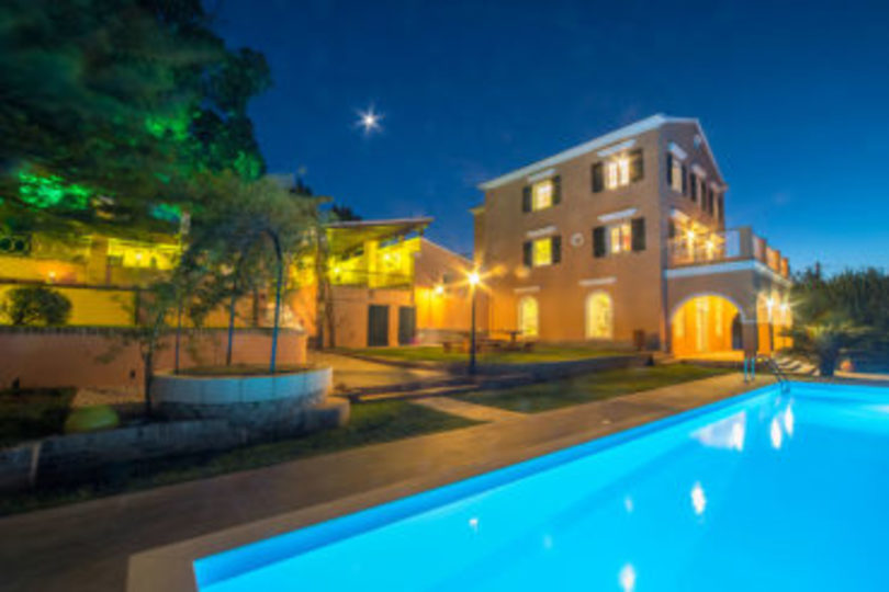 Özel Havuzlu ve Nefes Kesen Manzaralı Exclusive Villa, Corfu Villa 1000