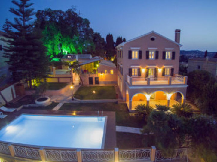Özel Havuzlu ve Nefes Kesen Manzaralı Exclusive Villa, Corfu Villa 1000