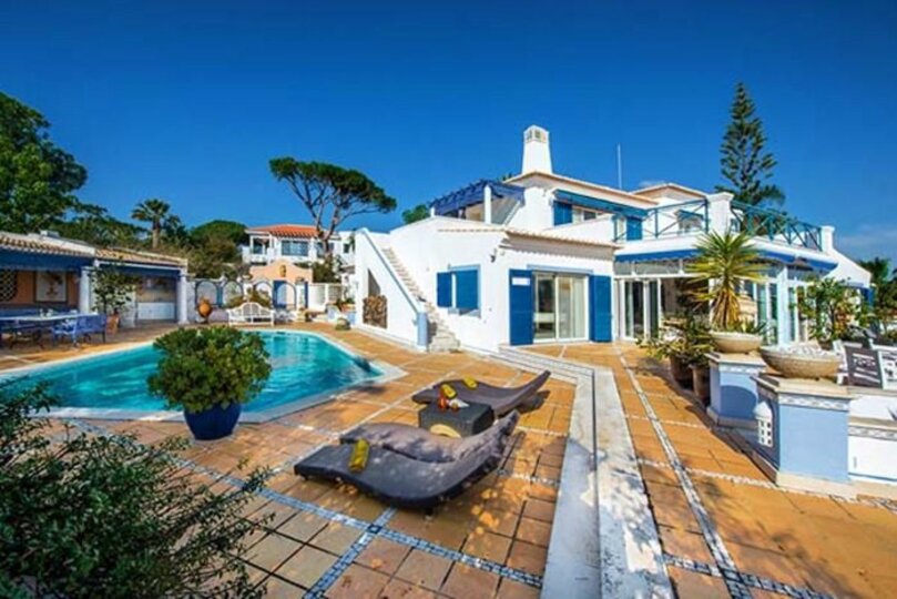 Vale Do Lobo'da Özel Havuzlu Kendi Özel Lüks Tatil Villanızı Nasıl Kiralarsınız, Faro Villa 1033