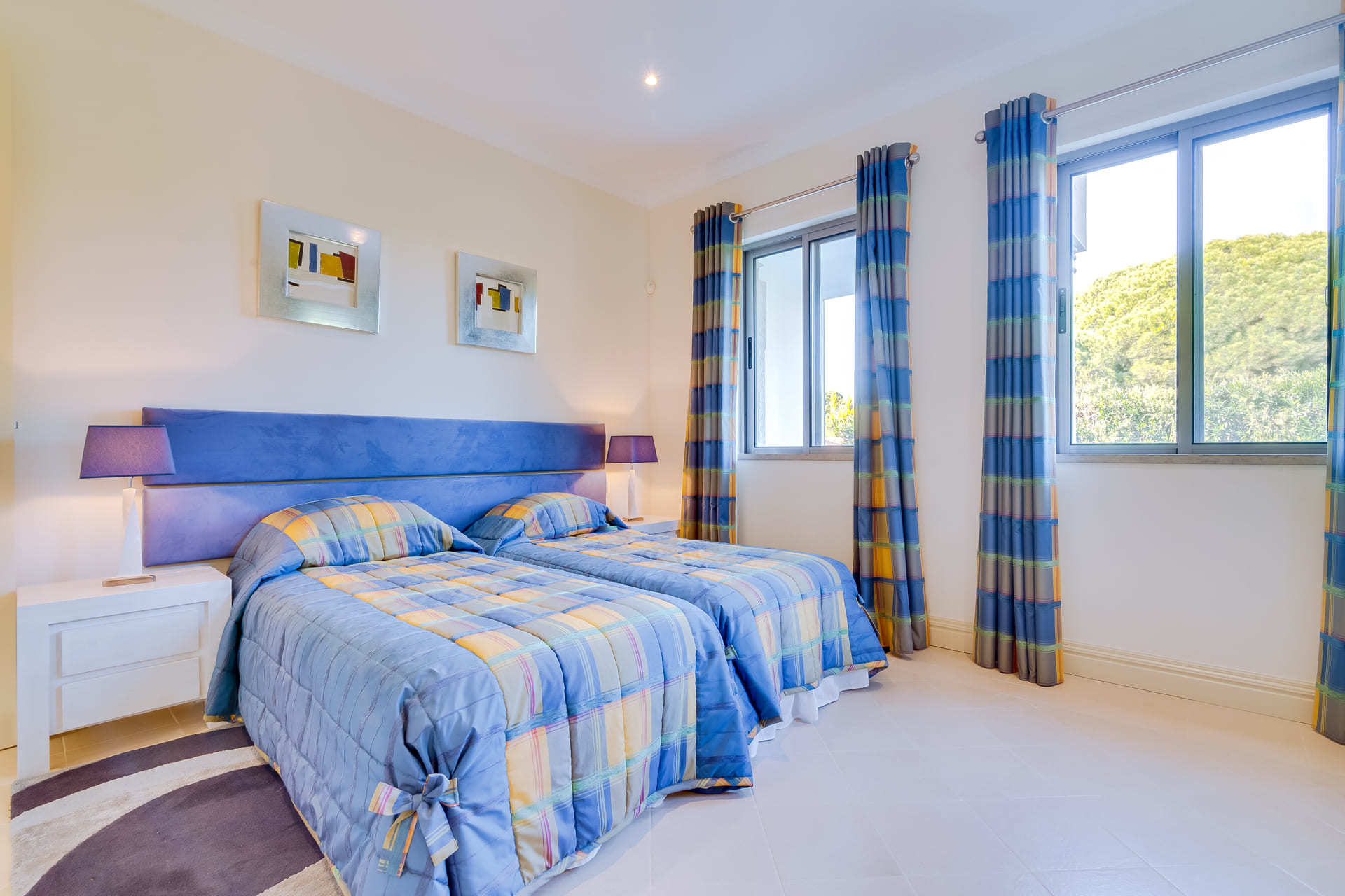 Quinta do Lago Resort, Algarve Villa 1039'daki Özel Havuzlu Bu 5 Yıldızlı Villaya Siz ve Aileniz Bayılacaksınız