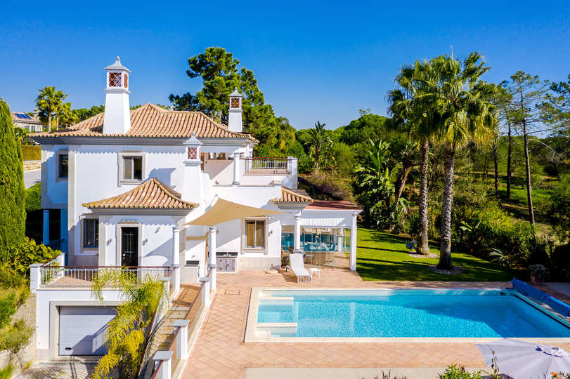 Quinta do Lago Resort, Algarve Villa 1039'daki Özel Havuzlu Bu 5 Yıldızlı Villaya Siz ve Aileniz Bayılacaksınız