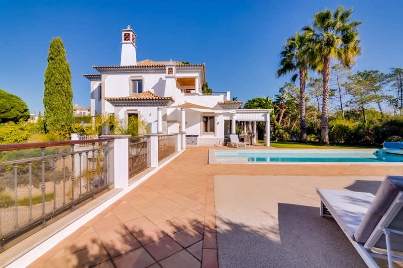 Quinta do Lago Resort, Algarve Villa 1039'daki Özel Havuzlu Bu 5 Yıldızlı Villaya Siz ve Aileniz Bayılacaksınız