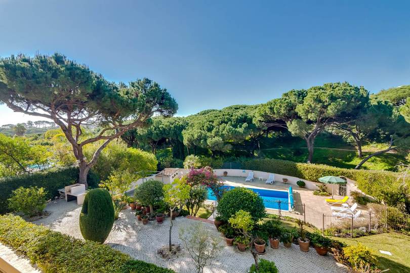 Aileniz Vale Do Lobo Resort, Algarve Villa 1050'deki Lüks Özel Villanızdaki Özel Havuza Bayılacak