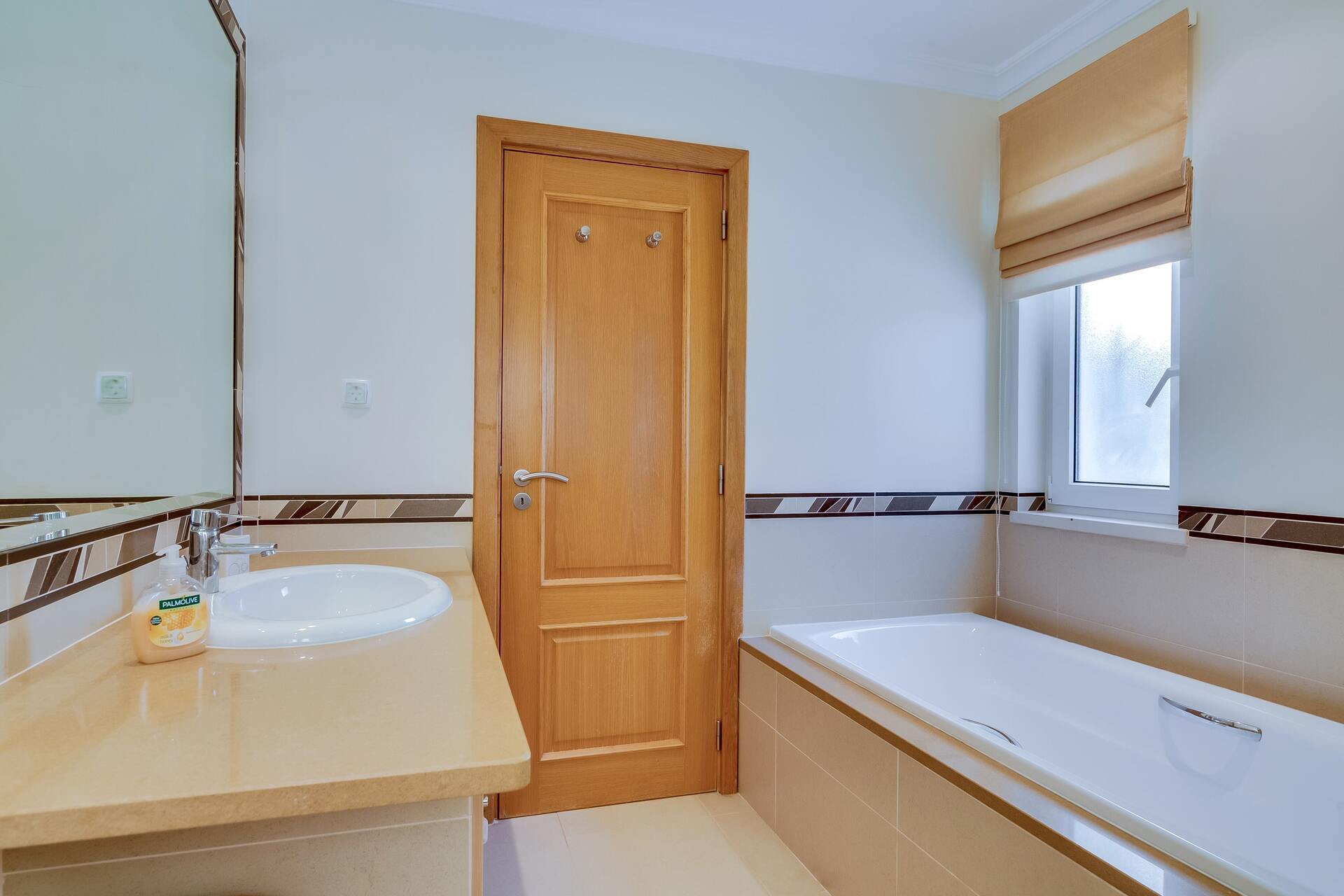Aileniz Vale Do Lobo Resort, Algarve Villa 1050'deki Lüks Özel Villanızdaki Özel Havuza Bayılacak