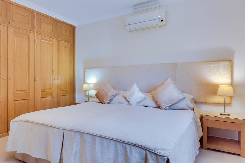 Aileniz Vale Do Lobo Resort, Algarve Villa 1050'deki Lüks Özel Villanızdaki Özel Havuza Bayılacak
