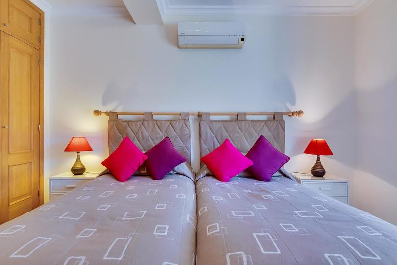Aileniz Vale Do Lobo Resort, Algarve Villa 1050'deki Lüks Özel Villanızdaki Özel Havuza Bayılacak