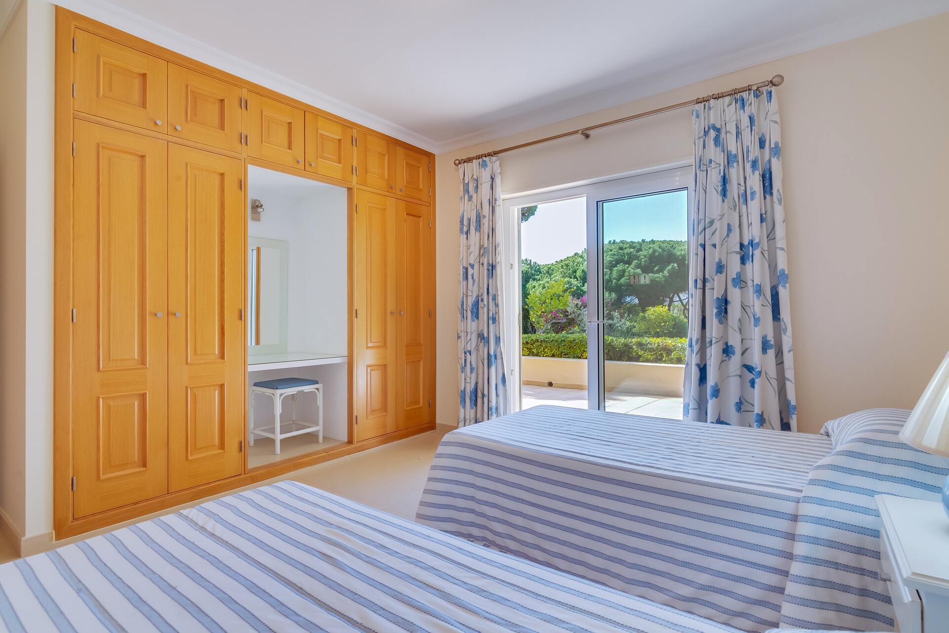 Aileniz Vale Do Lobo Resort, Algarve Villa 1050'deki Lüks Özel Villanızdaki Özel Havuza Bayılacak