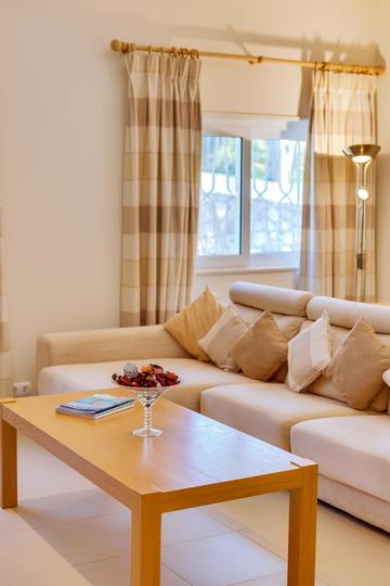 Aileniz Vale Do Lobo Resort, Algarve Villa 1050'deki Lüks Özel Villanızdaki Özel Havuza Bayılacak