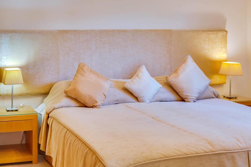 Aileniz Vale Do Lobo Resort, Algarve Villa 1050'deki Lüks Özel Villanızdaki Özel Havuza Bayılacak