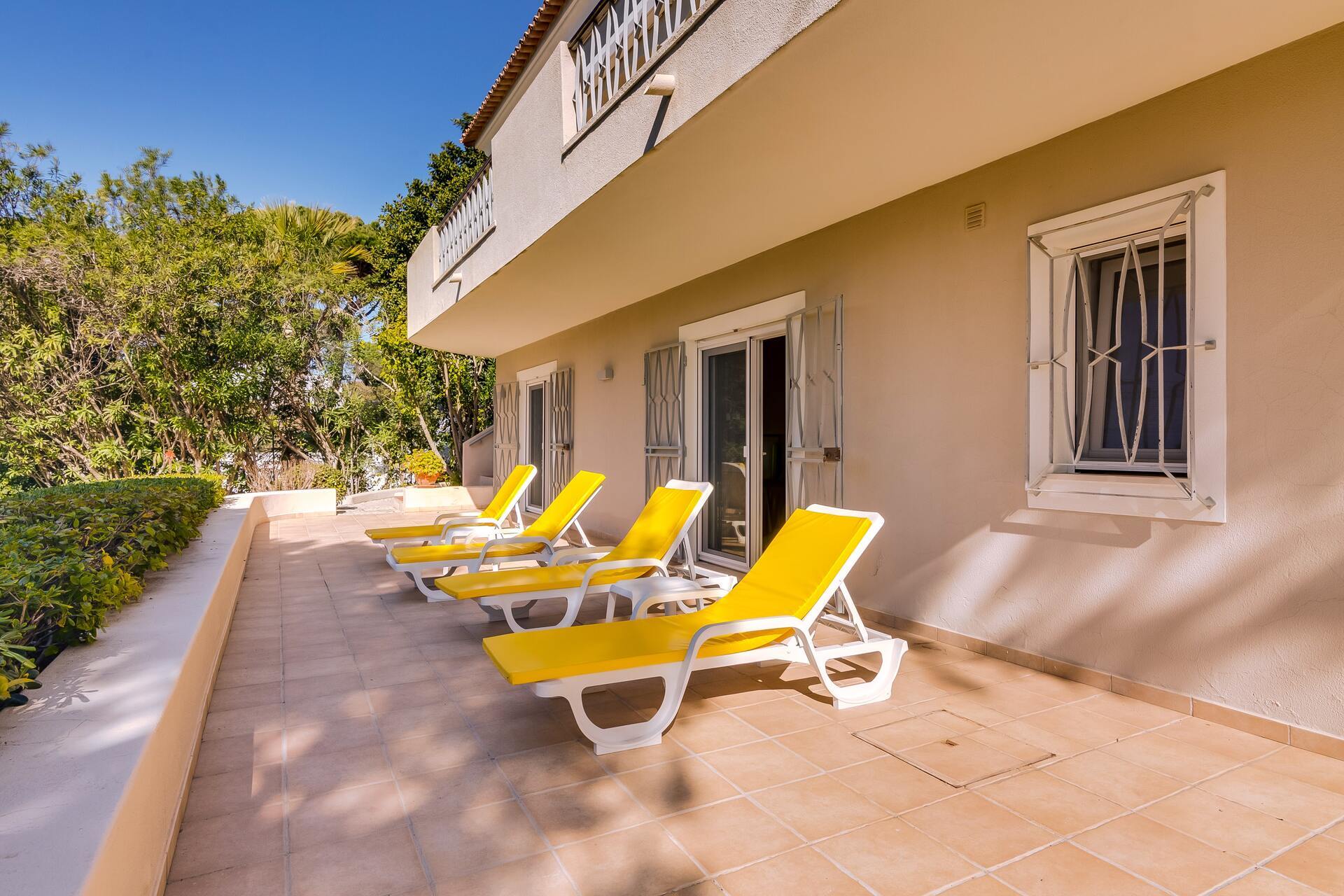 Aileniz Vale Do Lobo Resort, Algarve Villa 1050'deki Lüks Özel Villanızdaki Özel Havuza Bayılacak