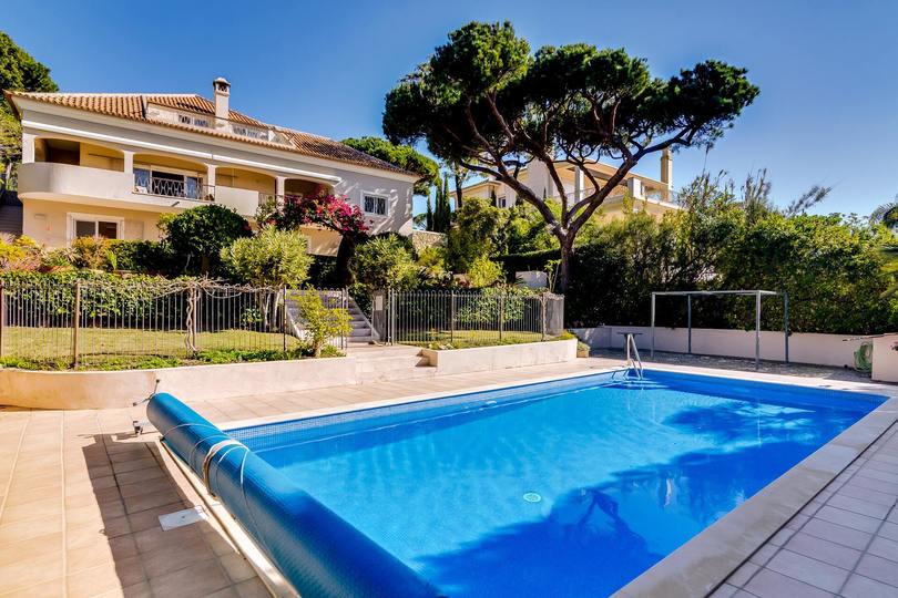 Aileniz Vale Do Lobo Resort, Algarve Villa 1050'deki Lüks Özel Villanızdaki Özel Havuza Bayılacak