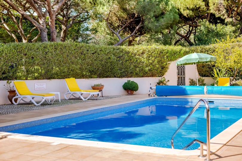 Aileniz Vale Do Lobo Resort, Algarve Villa 1050'deki Lüks Özel Villanızdaki Özel Havuza Bayılacak