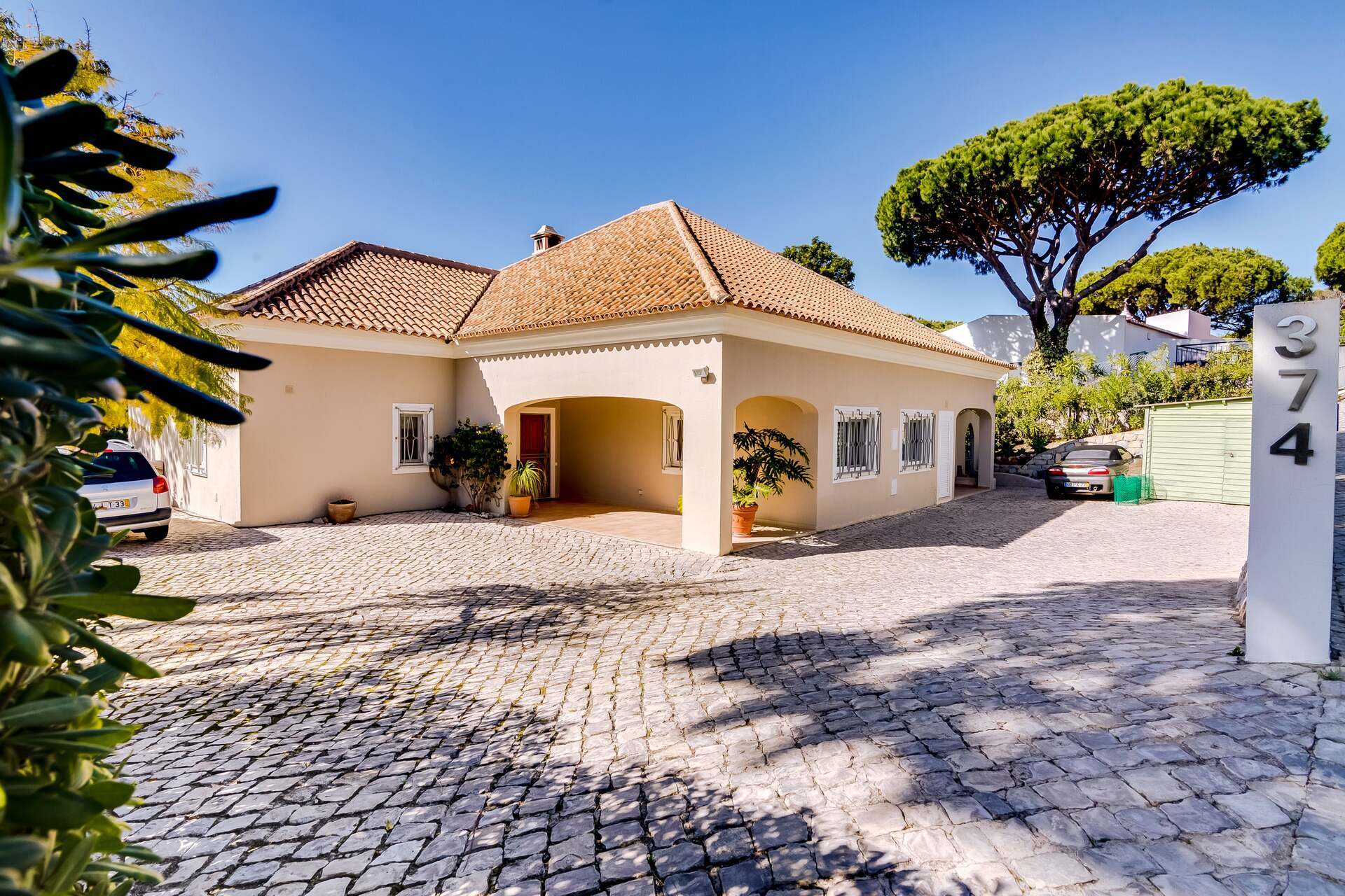 Aileniz Vale Do Lobo Resort, Algarve Villa 1050'deki Lüks Özel Villanızdaki Özel Havuza Bayılacak