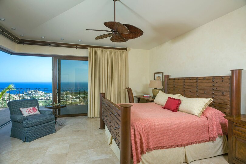 Hayalinizdeki Cabo San Lucas Tatil Villasını Kiralayın ve 2 Özel Havuzunuzdan Biri olan Cabo San Lucas Villa 1005'in Yanında Dinlenmeyi Dört gözle Bekleyin