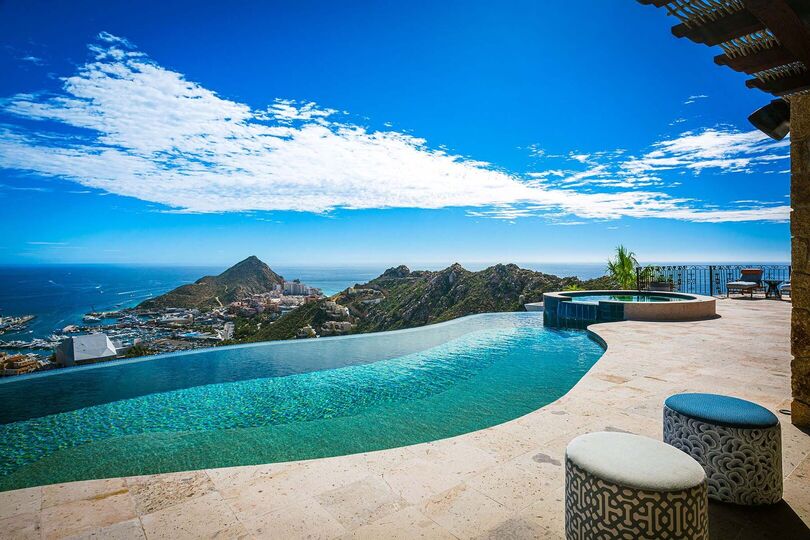 Hayalinizdeki Cabo San Lucas Tatil Villasını Kiralayın ve 2 Özel Havuzunuzdan Biri olan Cabo San Lucas Villa 1005'in Yanında Dinlenmeyi Dört gözle Bekleyin