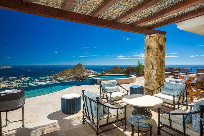 Hayalinizdeki Cabo San Lucas Tatil Villasını Kiralayın ve 2 Özel Havuzunuzdan Biri olan Cabo San Lucas Villa 1005'in Yanında Dinlenmeyi Dört gözle Bekleyin