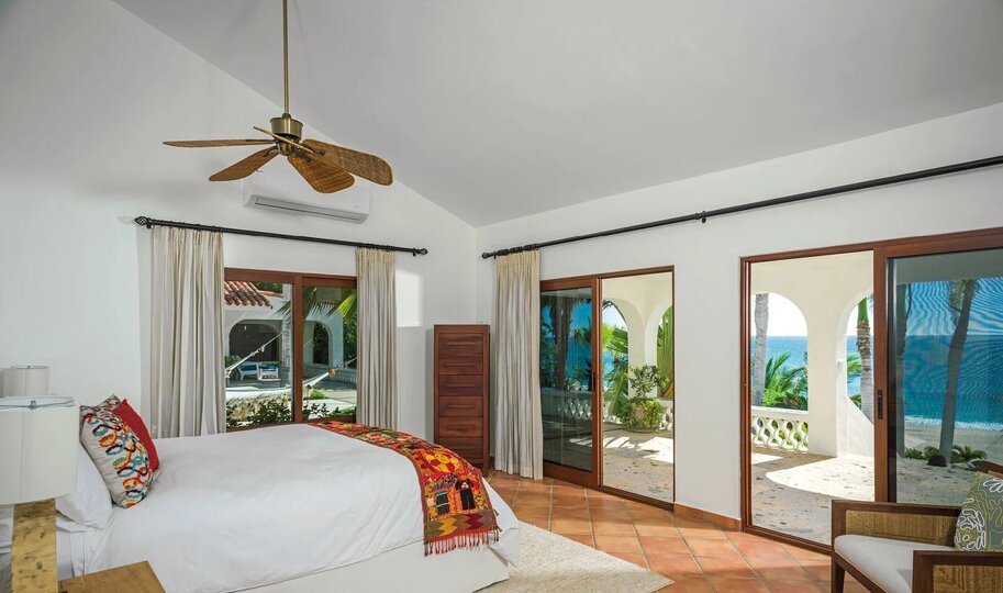 Ailenizin San Jose del Cabo Villa 1009'daki Başlıca Gezilecek Yerlere Yakın Lüks Bir Tatil Villası Kiraladığını Hayal Edin