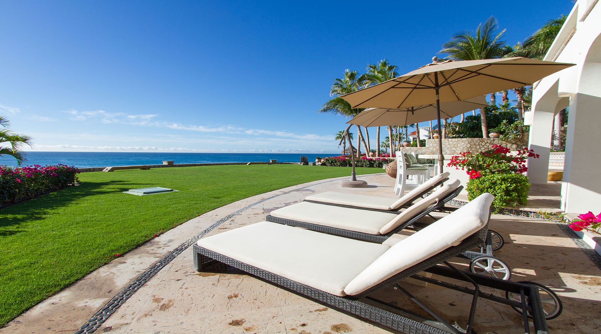 Ailenizin San Jose del Cabo Villa 1009'daki Başlıca Gezilecek Yerlere Yakın Lüks Bir Tatil Villası Kiraladığını Hayal Edin