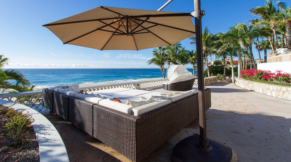 Ailenizin San Jose del Cabo Villa 1009'daki Başlıca Gezilecek Yerlere Yakın Lüks Bir Tatil Villası Kiraladığını Hayal Edin