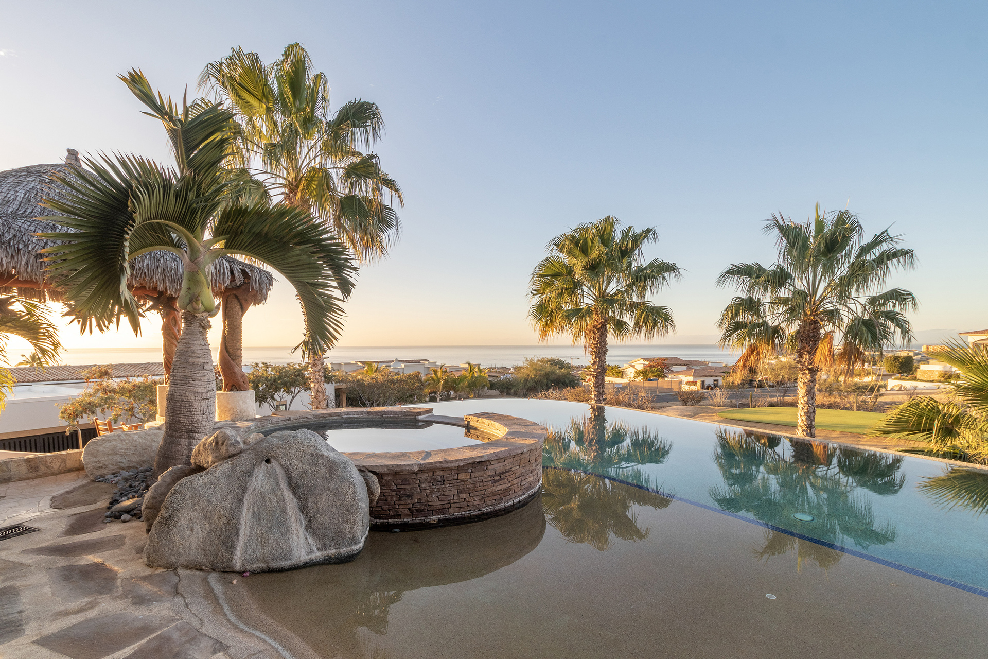 Hayalinizdeki Tatil Villasını Özel Havuzlu Olarak Kiralayın, Cabo del Sol Villa 1013