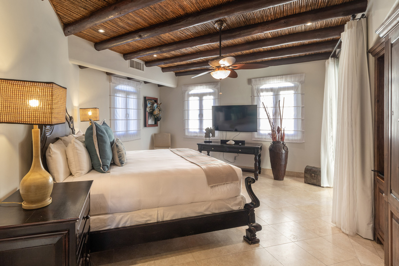 Hayalinizdeki Tatil Villasını Özel Havuzlu Olarak Kiralayın, Cabo del Sol Villa 1013