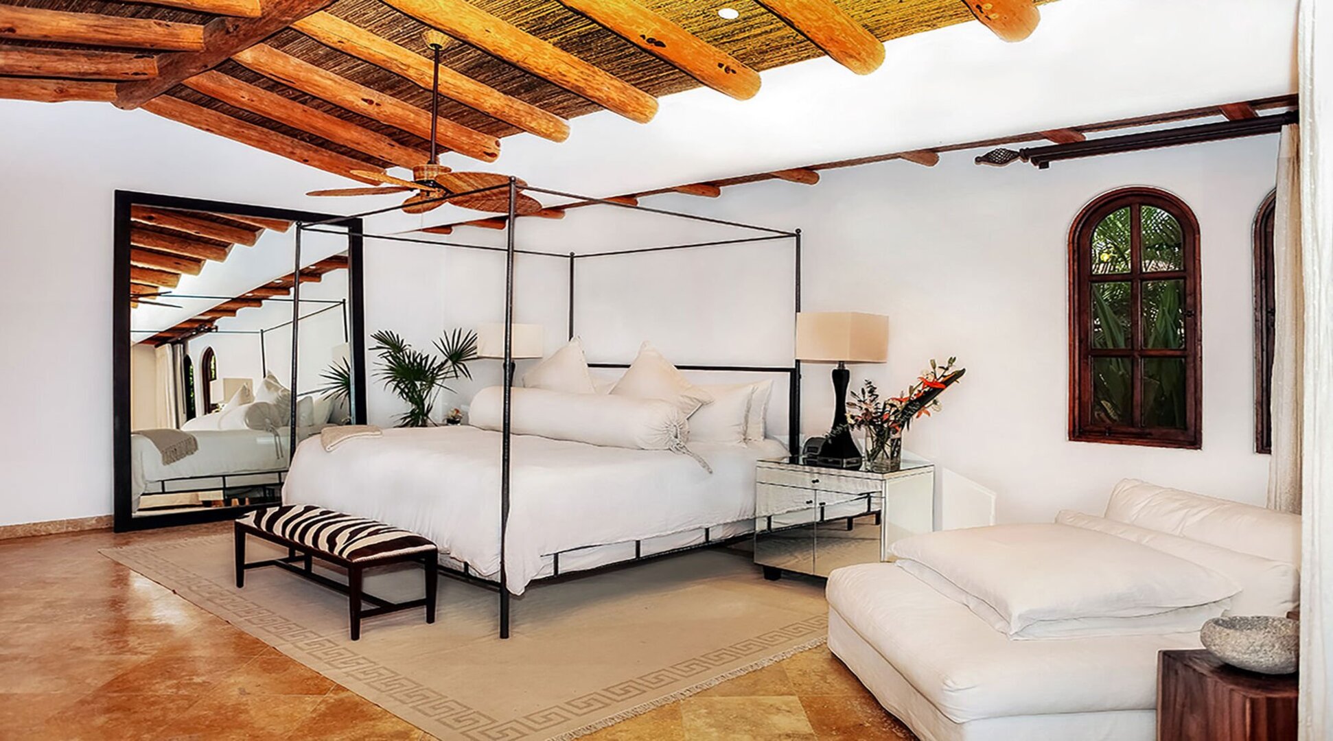 Özel Havuzlu ve Deniz Kenarında Konuma Sahip Özel Tatil Villası, Cabo San Lucas Villa 1018