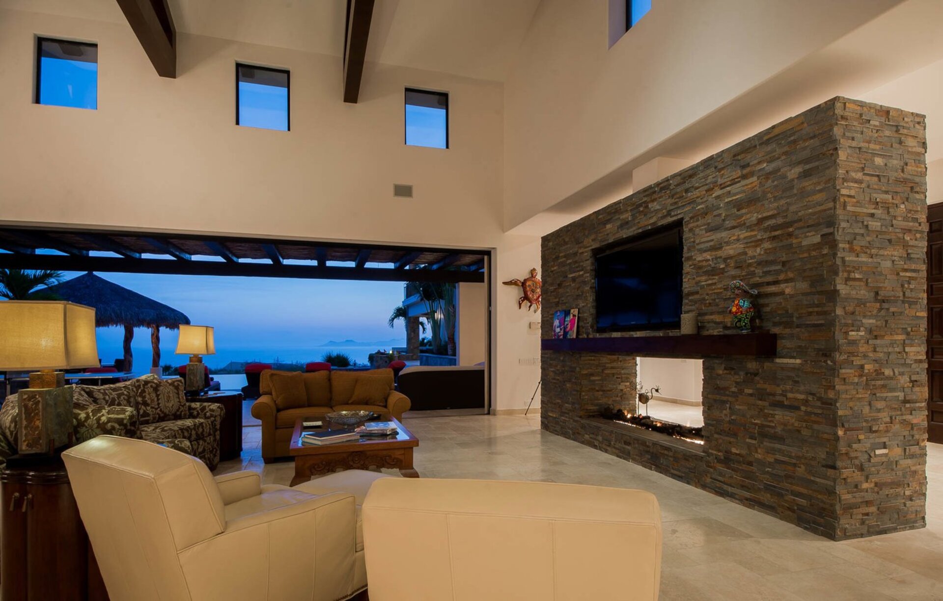 Kendi 5 Yıldızlı Özel Malikanenizi, Cabo San Lucas Malikanesi 1040'ı Kiraladığınızı Hayal Edin