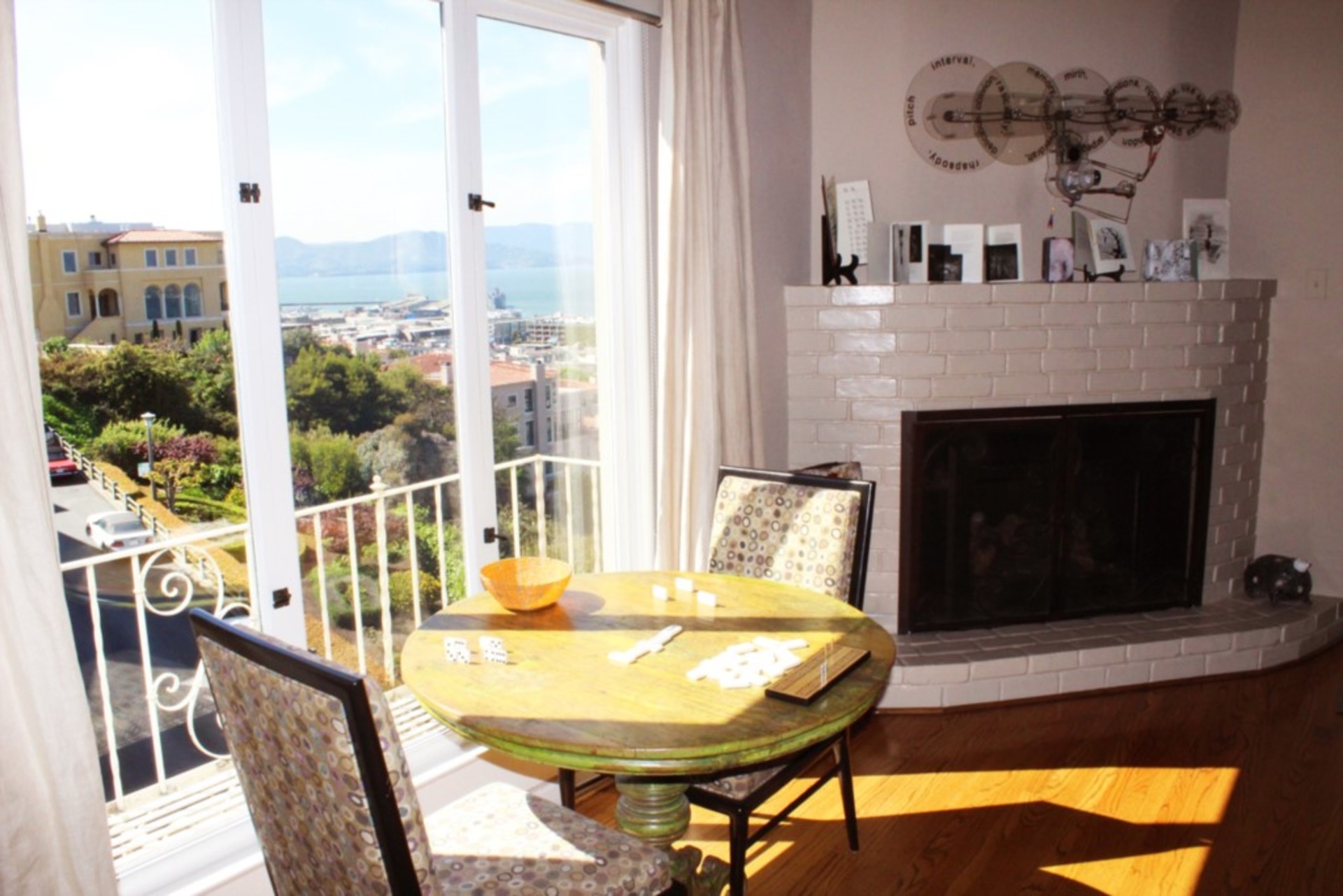 Nefes Kesen Manzaralı Özel 2 Yatak Odalı Ev, San Francisco Daire 1000